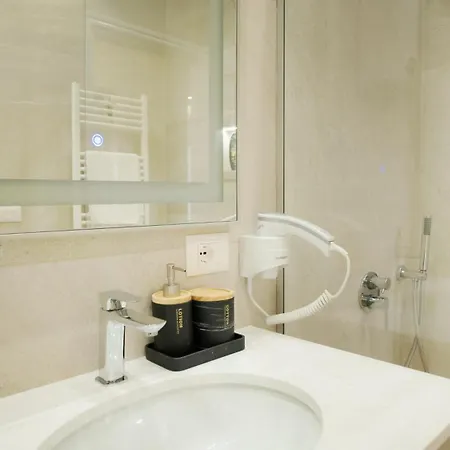 公寓 Cosmo Deluxe Durrës