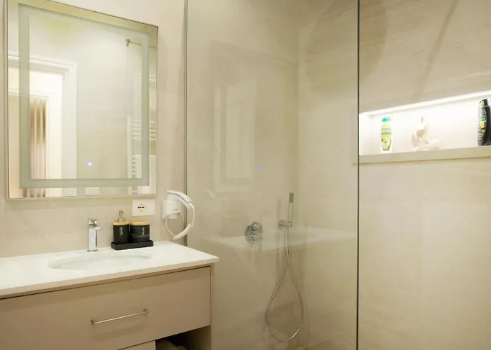 Appartamento Cosmo Deluxe Durrës